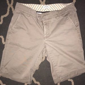 Knee length shorts